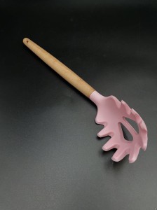 Łyżka do makaronu (240)