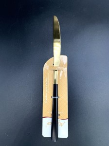 Nóż stołowy (600)