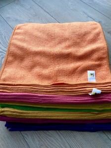 Ścierka z micro 32x32 cm luz (480)