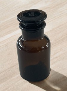 Butelka szklana (192)