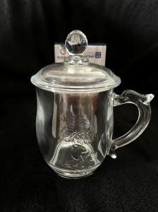 Kubek z pokrywką (36)