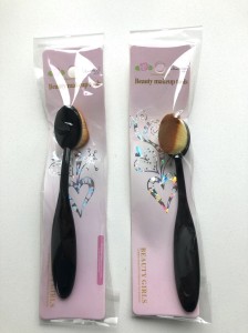 Pędzelek do makijażu (1200)